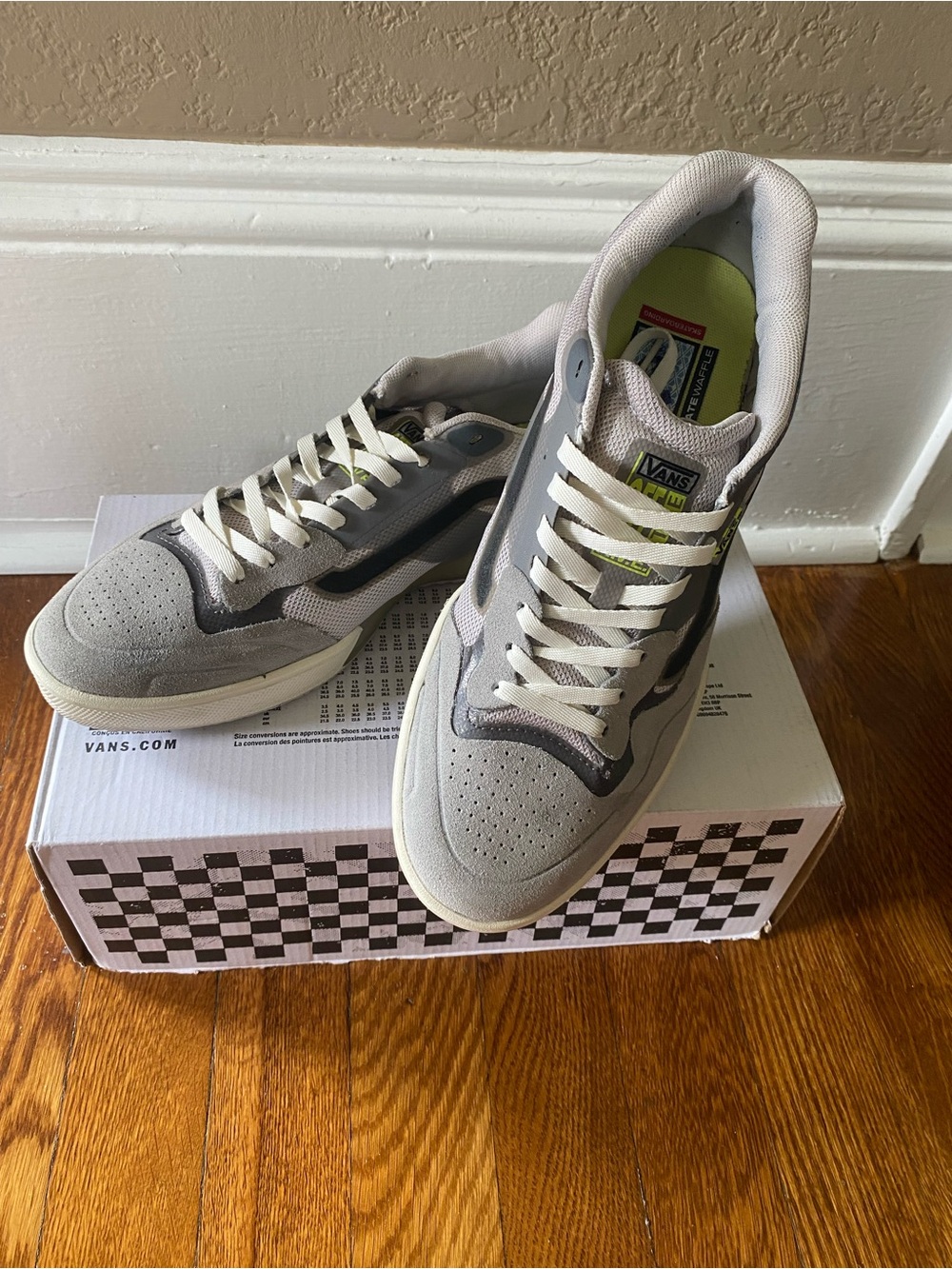 Vans Skate Ave 2.0 Gray and Black Sneakers Size 7 Men’s size 8.5 Women - Picture 3 of 5